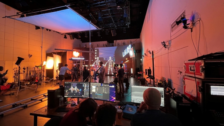 Virtual Production Pedagogies: A Hands-On Studio Demo for Educators 