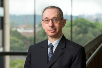 Image of Professor Gary Velan