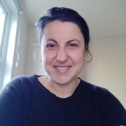 Dr Samantha Furfari headshot